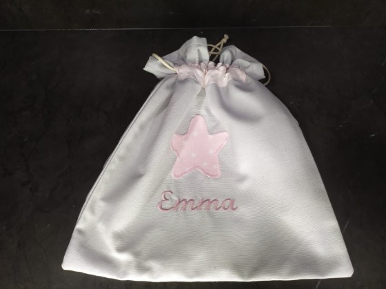 Bolsa con cuerda exterior